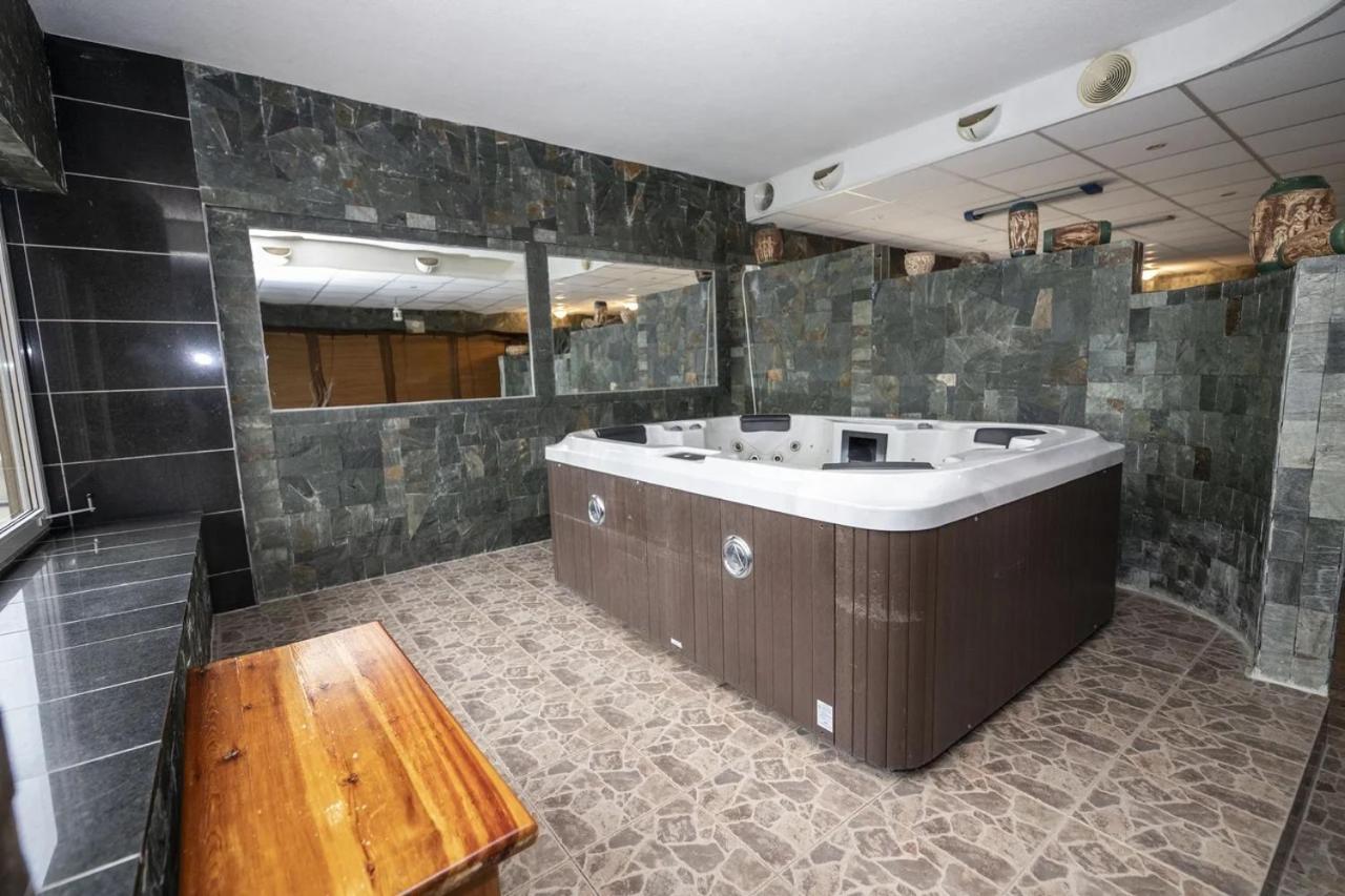 Hotel Fit Fun Harrachov Ngoại thất bức ảnh