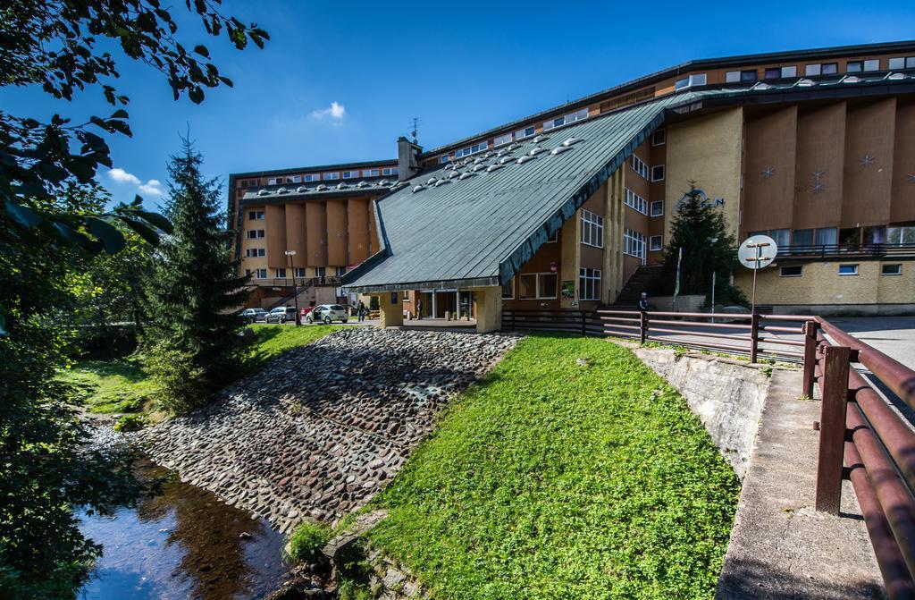 Hotel Fit Fun Harrachov Ngoại thất bức ảnh