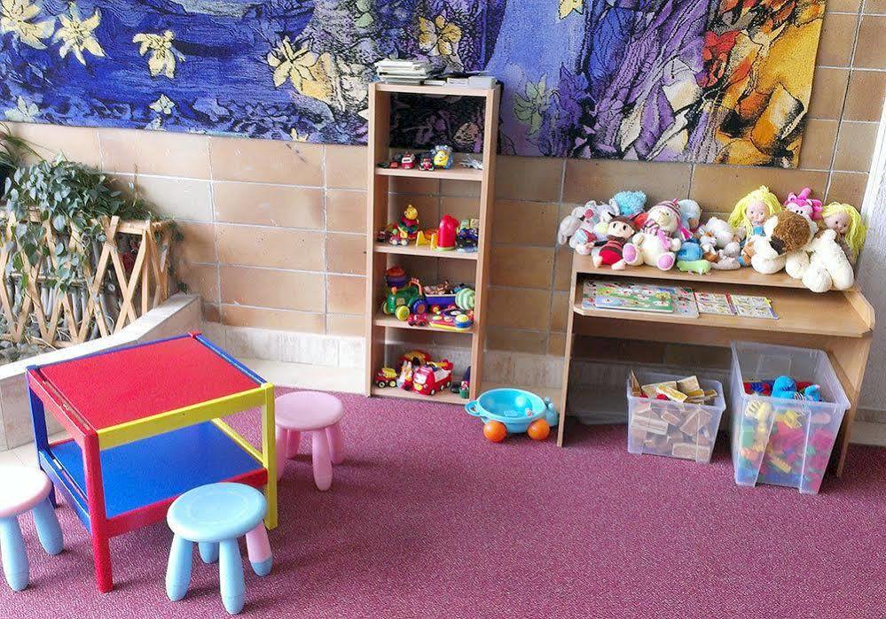 Hotel Fit Fun Harrachov Ngoại thất bức ảnh