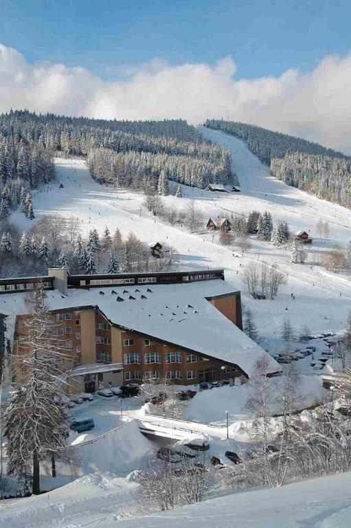 Hotel Fit Fun Harrachov Ngoại thất bức ảnh